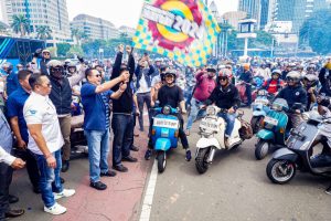 Ketua Umum IMI Bamsoet Buka Jakarta Satu Vespa Sejuta Saudara Mods Mayday 2024 di Monas Jakarta