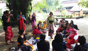 Kisah Kainku, Cara Bakul Budaya Tanamkan Rasa Cinta Pada Wastra Nusantara