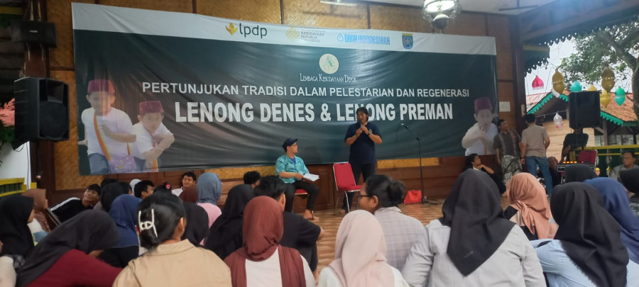 Sambil Melatih Pelajar, Lembaga Kebudayaan Depok Gelar Pentas Lenong Denes