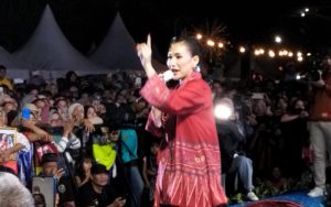 Ribuan Warga Meriahkan Penutupan Lebaran Depok 2025, Ada Ayu Ting Ting dan Naff
