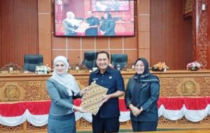 Rapat Paripurna DPRD Depok Tetapkan Program Pembentukan Peraturan Daerah